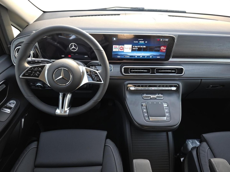 Mercedes-Benz V 250d 4MATIC Extralong Avantgarde - foto 11
