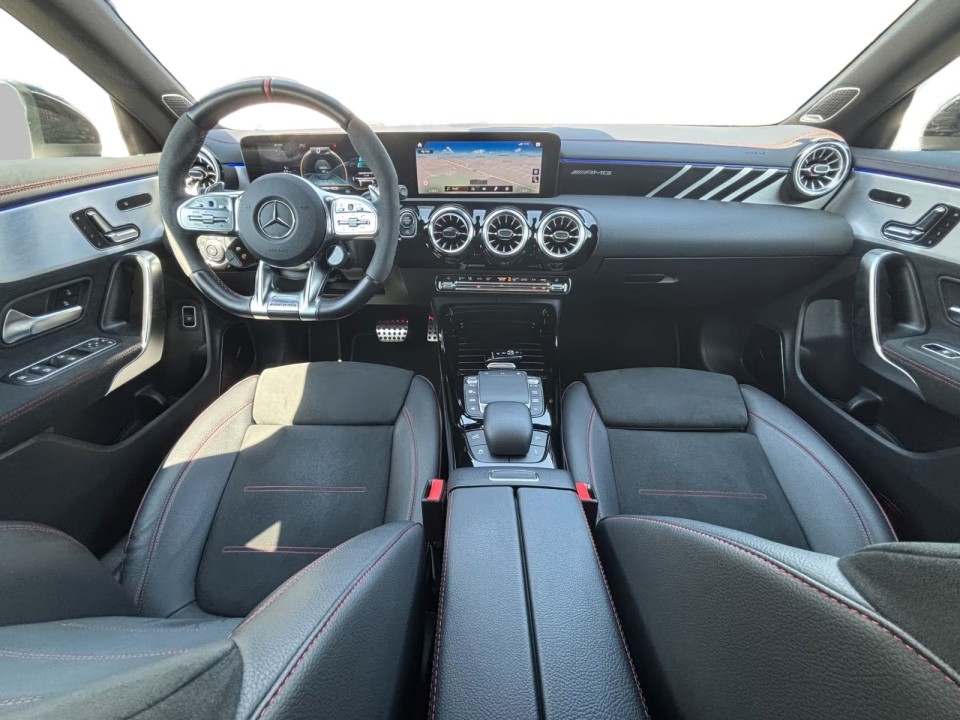 Mercedes-Benz CLA 45 S 4MATIC AMG (5)