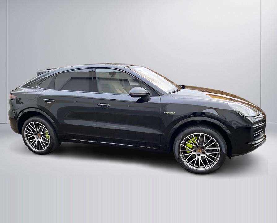 Porsche Cayenne Coupe E-Hybrid Platinum Edition (2)