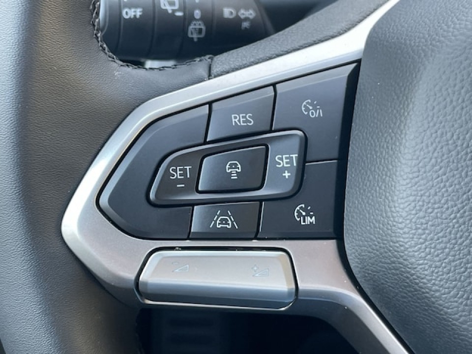 Volkswagen Caravelle - foto 11