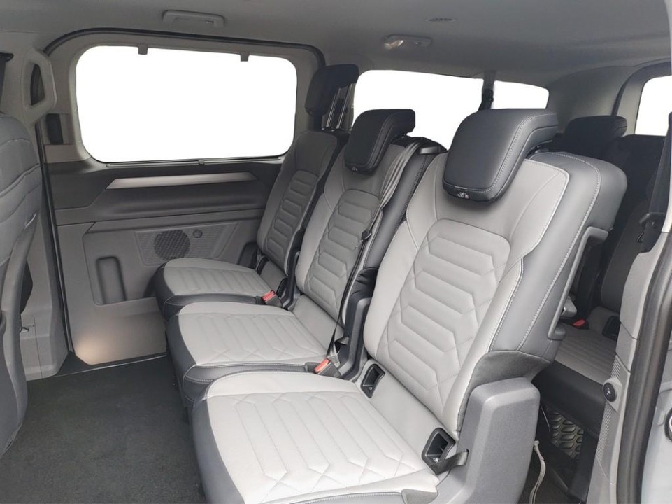 Volkswagen T7 Caravelle - foto 8