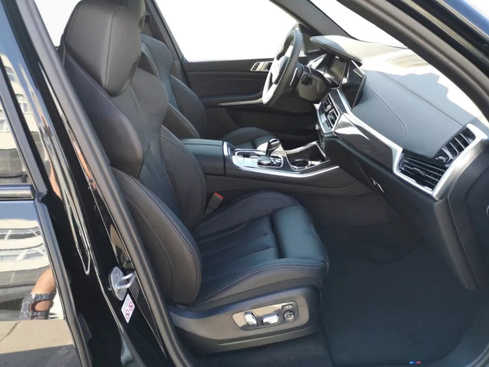 BMW X5 xDrive30d M-Sport - foto 8