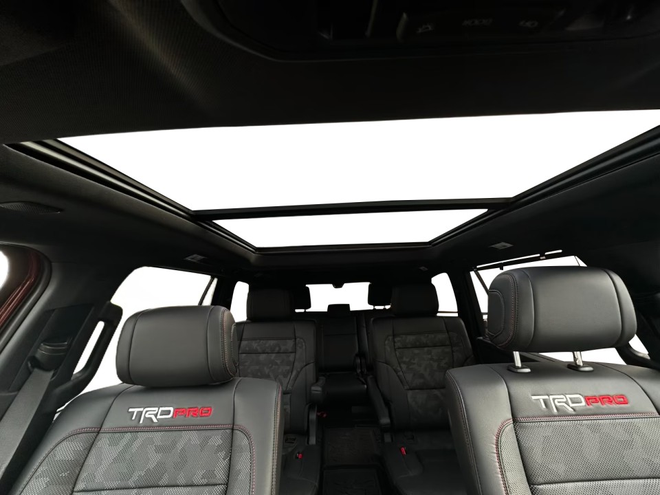 Toyota Sequoia TRD Pro - foto 15