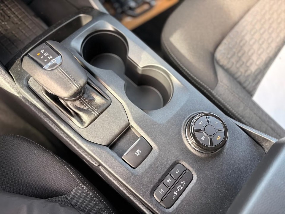 Ford Ranger XLT PHEV - foto 8