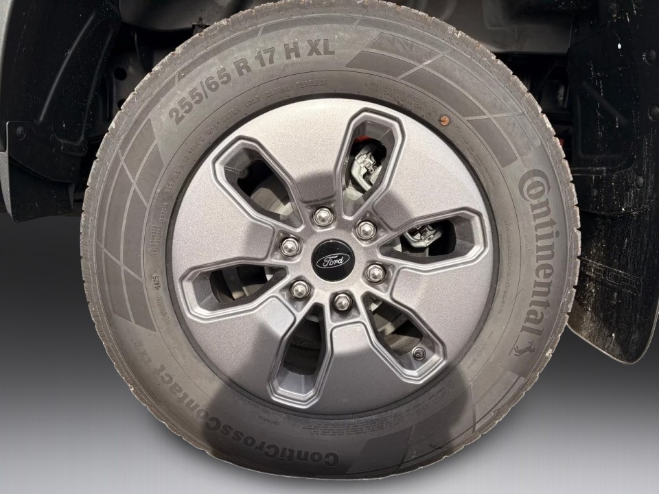 Ford Ranger XLT PHEV - foto 12