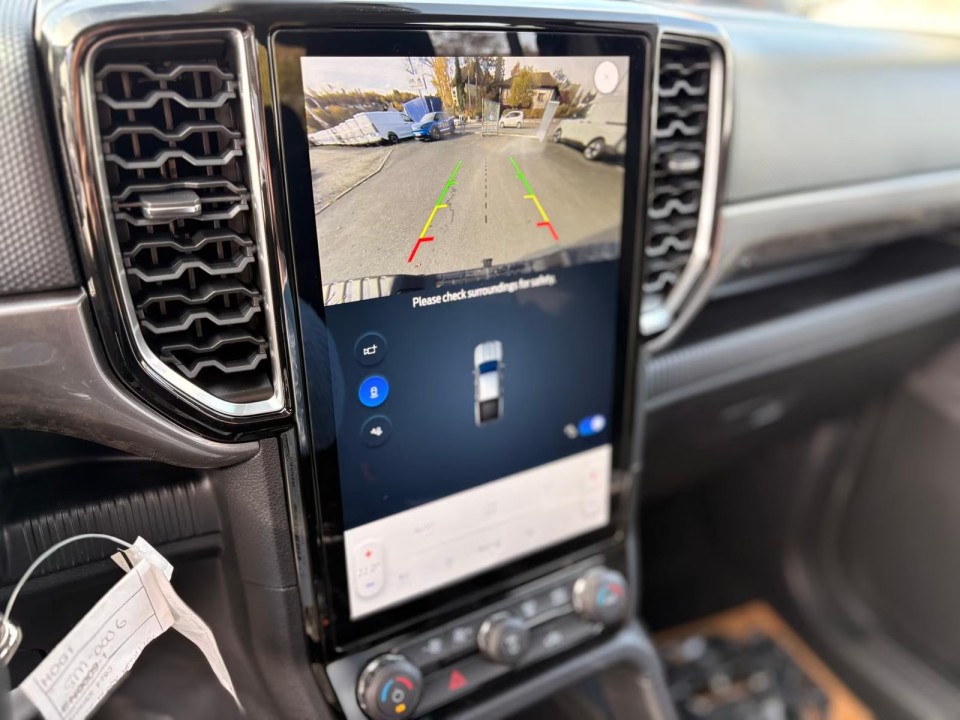 Ford Ranger XLT PHEV - foto 9