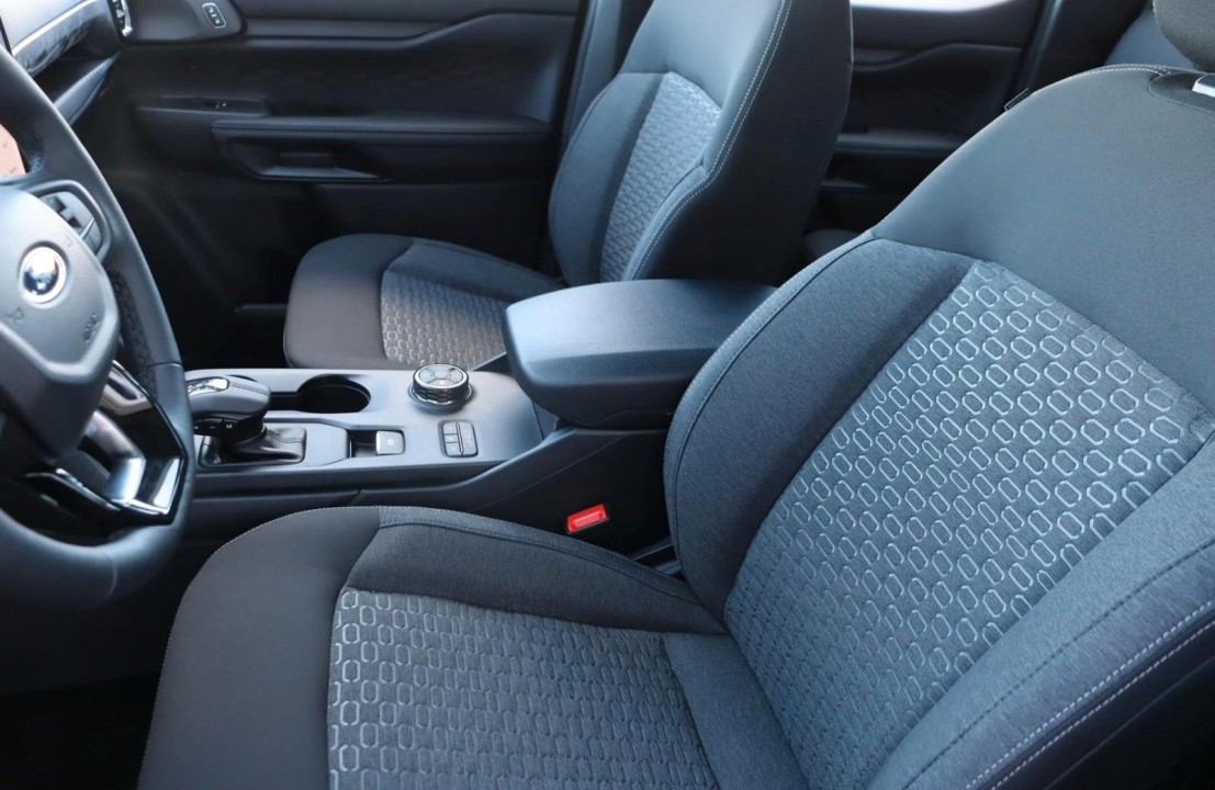 Ford Ranger XLT PHEV - foto 9