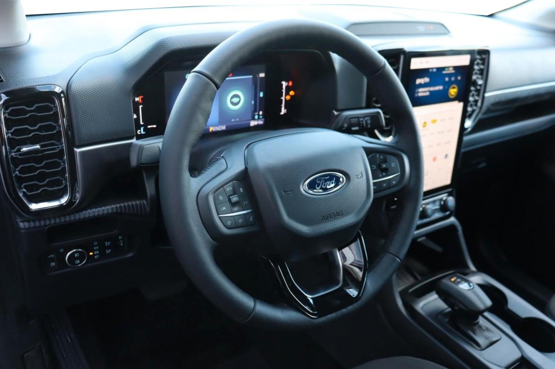 Ford Ranger XLT PHEV - foto 11