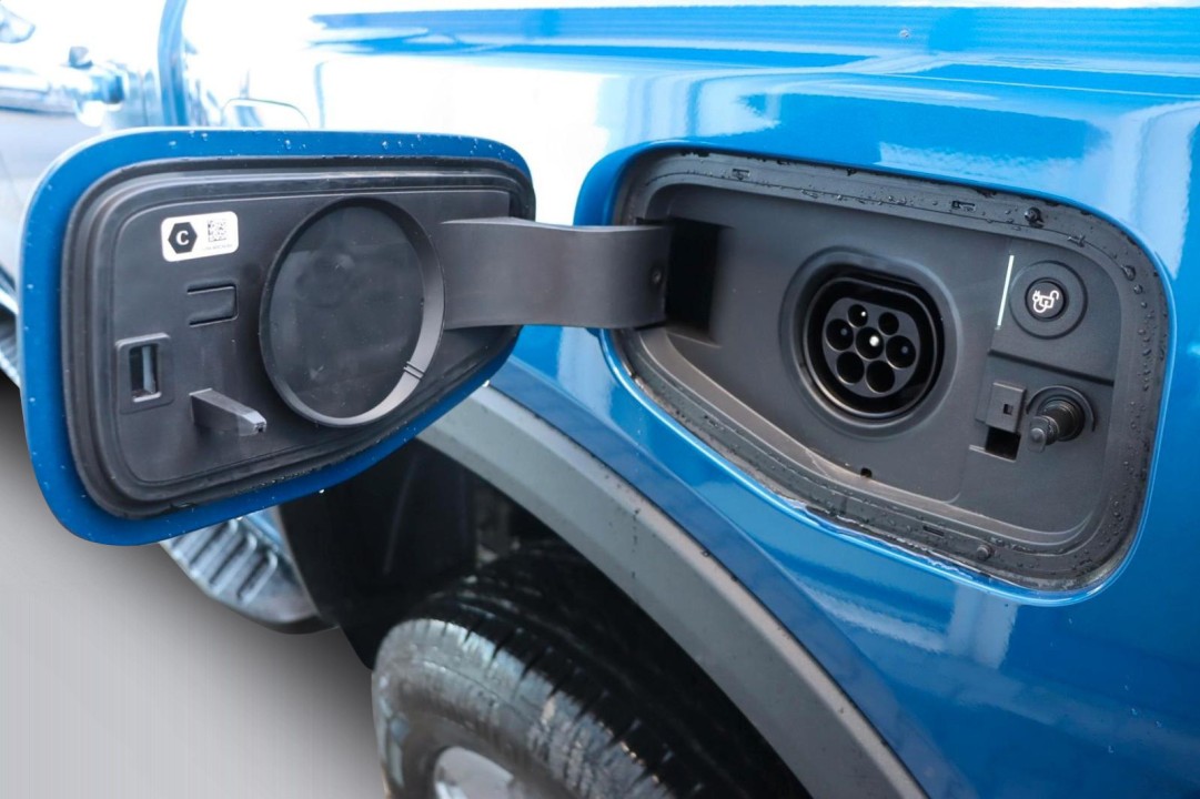 Ford Ranger XLT PHEV - foto 38