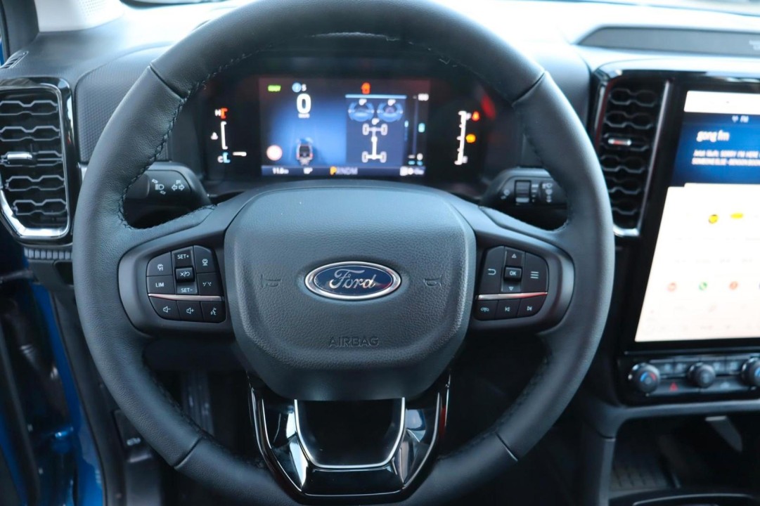 Ford Ranger XLT PHEV - foto 12