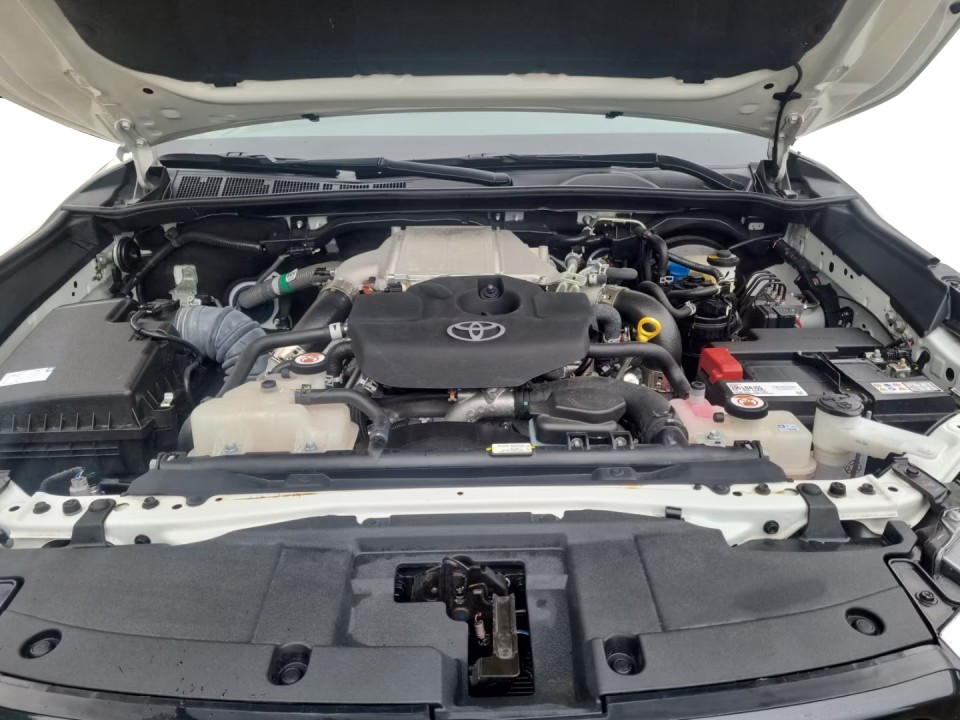 Toyota Hilux Double Cab - foto 15