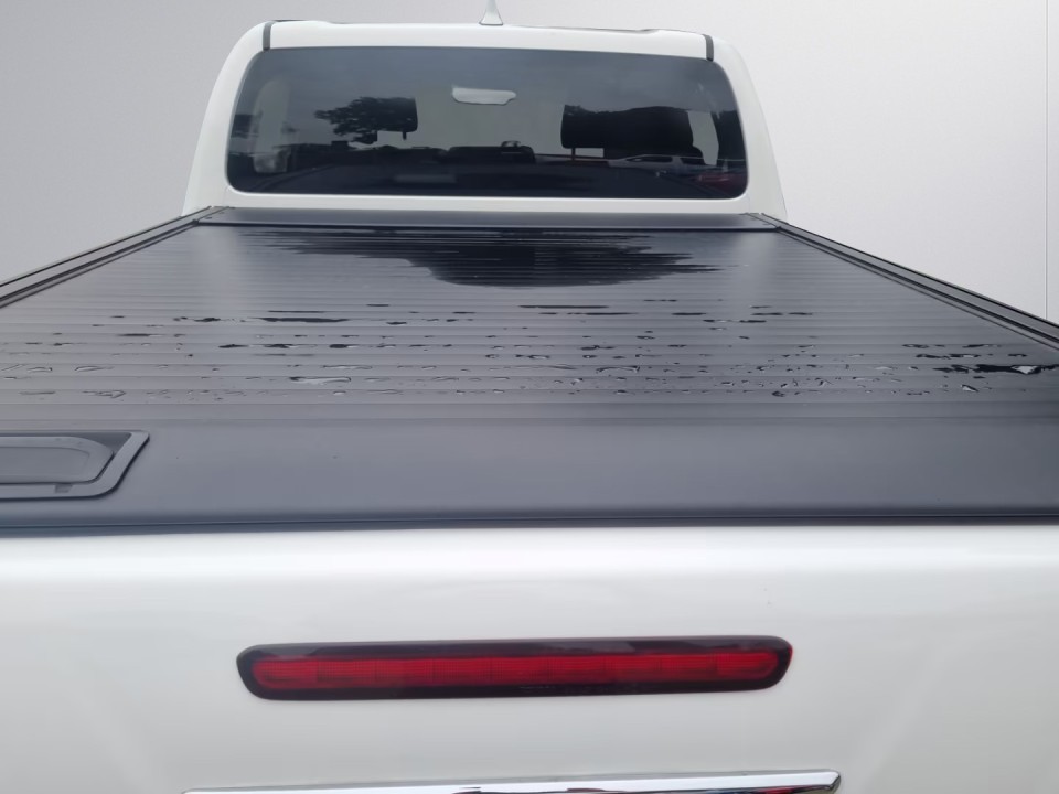 Toyota Hilux Double Cab (5)