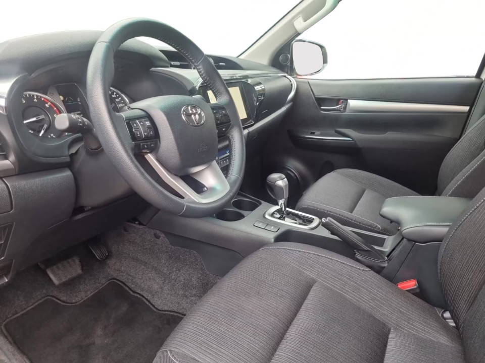 Toyota Hilux Double Cab - foto 10