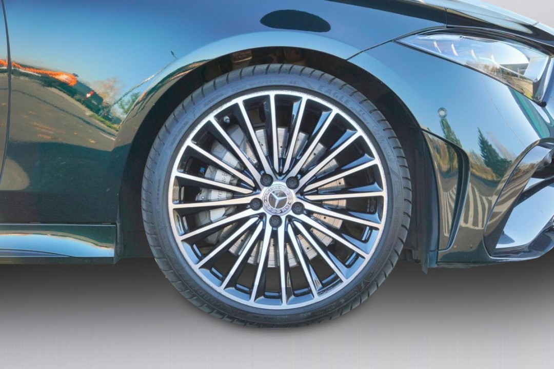 Mercedes-Benz CLS 400d 4MATIC AMG Line - foto 25