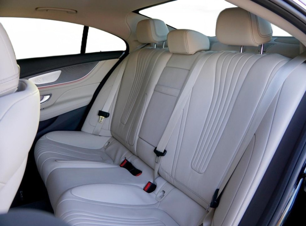 Mercedes-Benz CLS 400d 4MATIC AMG Line - foto 13