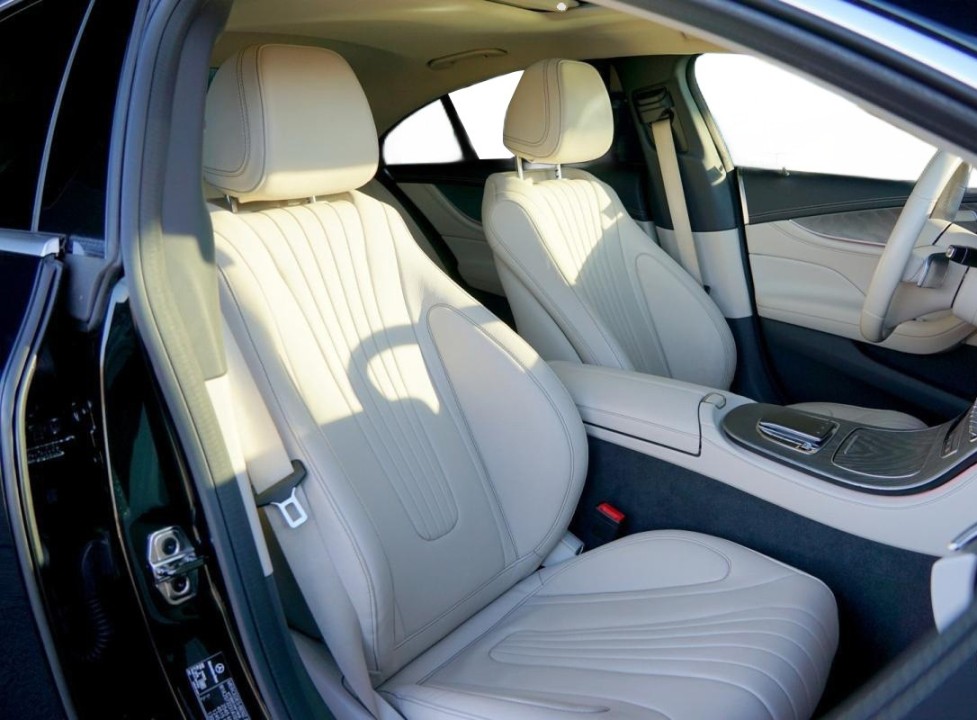 Mercedes-Benz CLS 400d 4MATIC AMG Line - foto 17