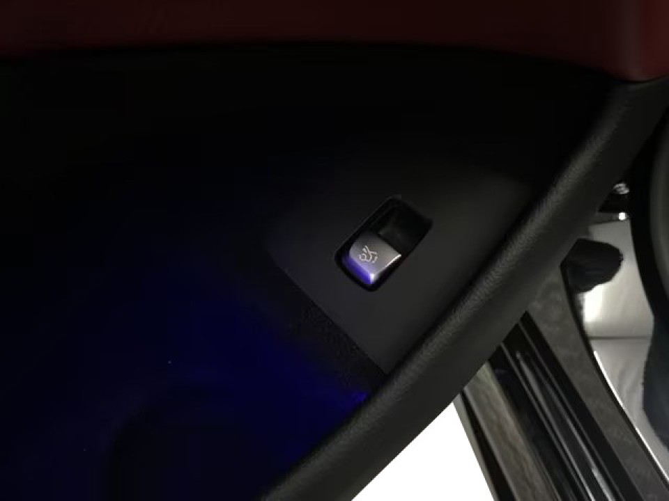 Mercedes-Benz CLS 400d 4MATIC AMG - foto 37