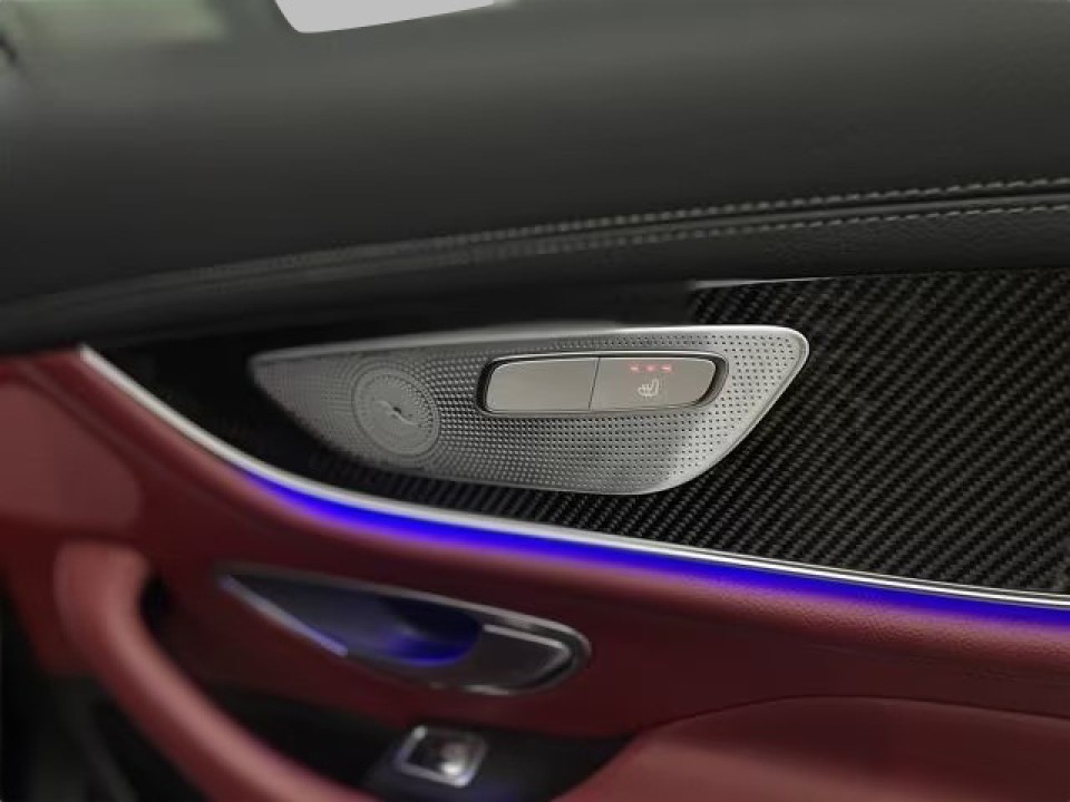 Mercedes-Benz CLS 400d 4MATIC AMG - foto 32