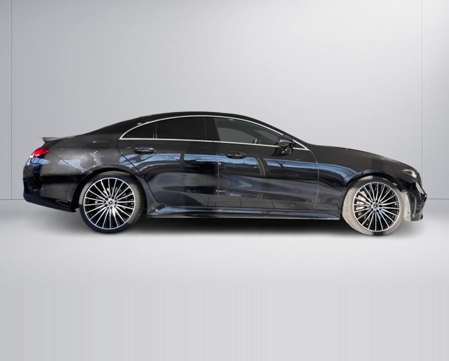 Mercedes-Benz CLS400d 4MATIC AMG (2)