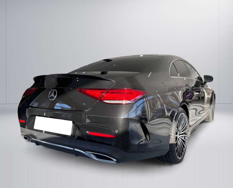 Mercedes-Benz CLS400d 4MATIC AMG (3)