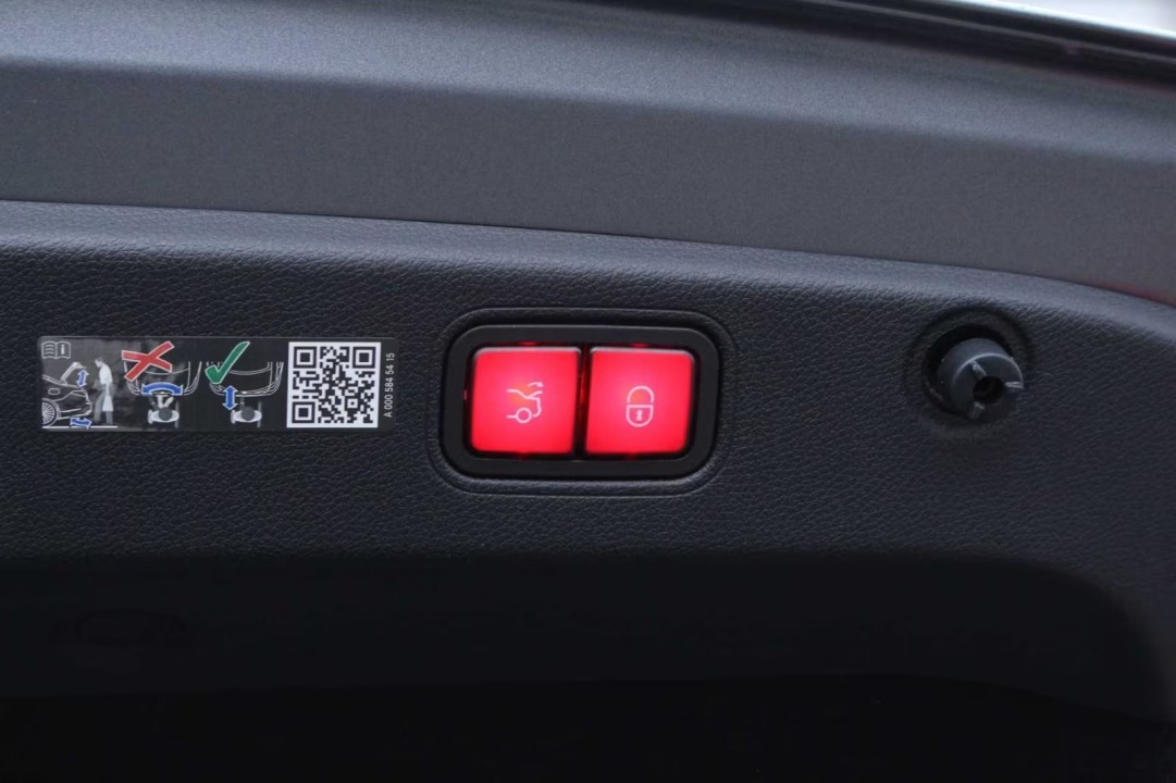 Mercedes-Benz CLS 53 AMG 4MATIC - foto 30