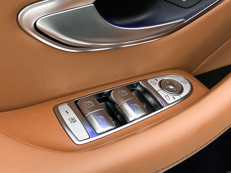 Mercedes-Benz CLS 350 AMG - foto 24