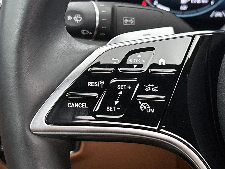 Mercedes-Benz CLS 350 AMG - foto 11