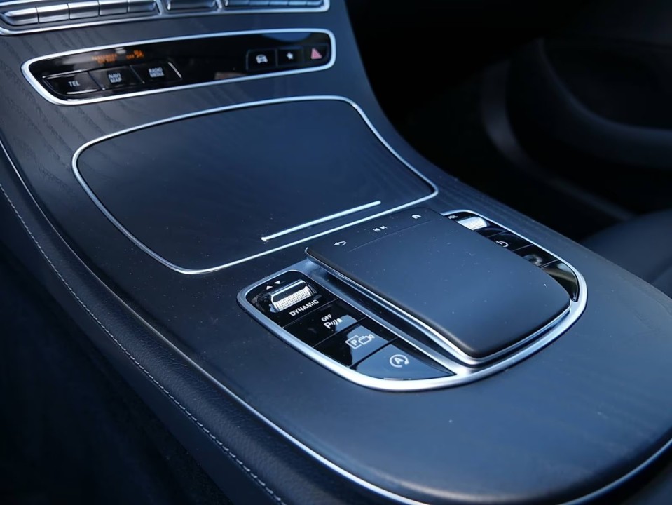 Mercedes-Benz CLS 400d 4MATIC+ AMG - foto 9