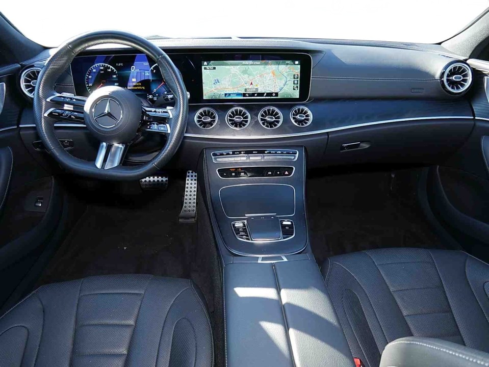 Mercedes-Benz CLS 400d 4MATIC+ AMG (5)