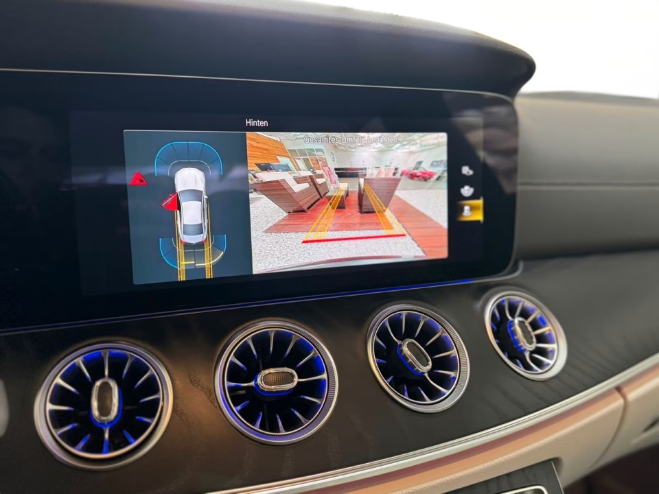 Mercedes-Benz CLS 300d 4MATIC AMG - foto 12