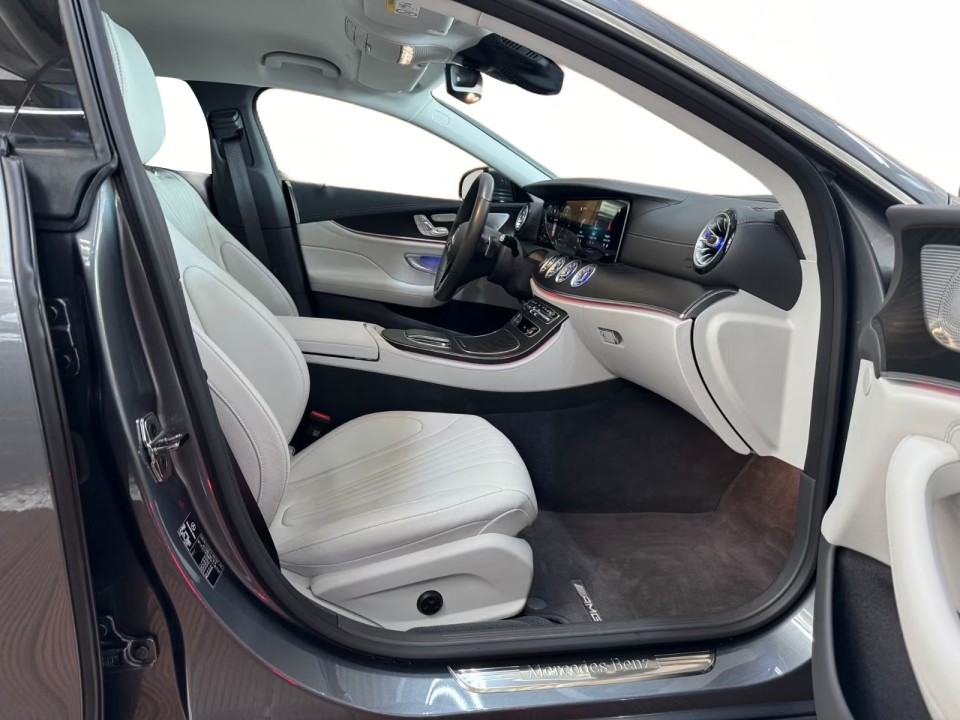 Mercedes-Benz CLS 300d 4MATIC AMG - foto 10