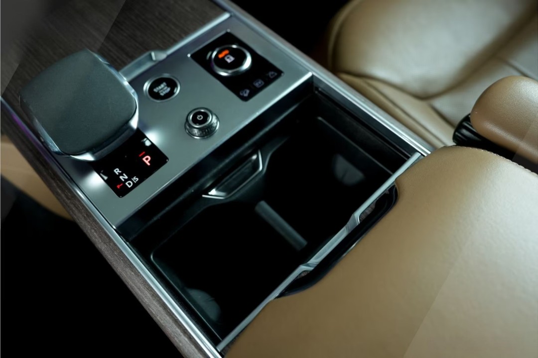 Land Rover Range Rover P440e SE - foto 17