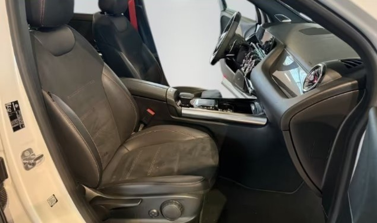 Mercedes-Benz GLA 45 AMG S 4MATIC+ - foto 9