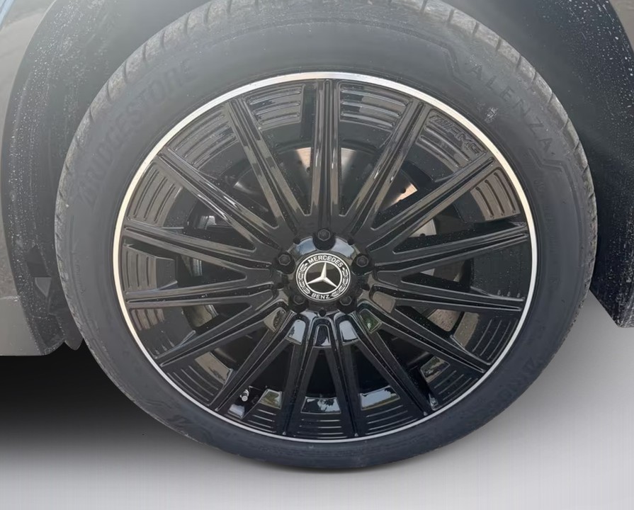 Mercedes-Benz GLA 200 - foto 11