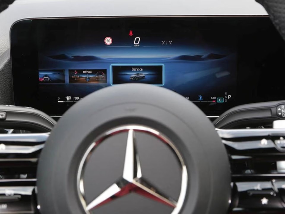 Mercedes-Benz GLA 220d 4MATIC AMG Line - foto 9