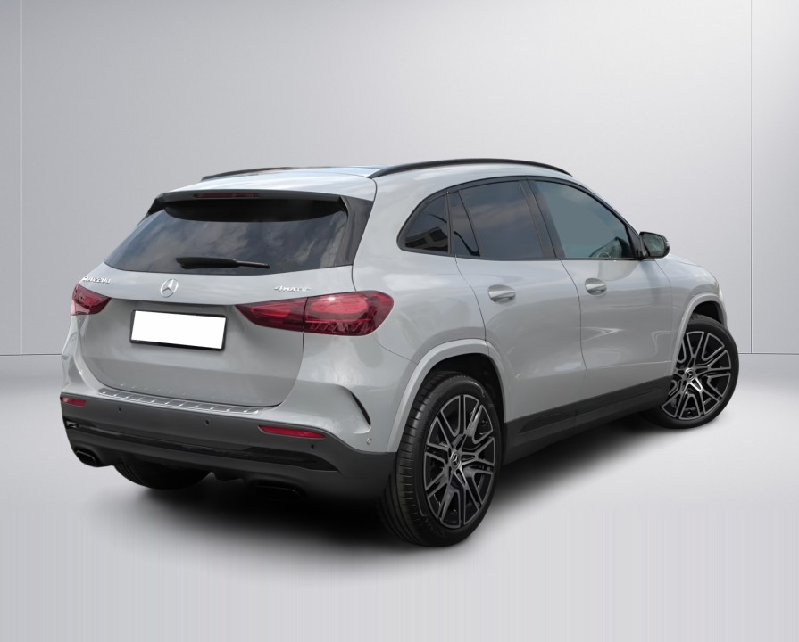 Mercedes-Benz GLA 220d 4MATIC AMG Line (3)