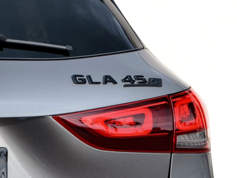 Mercedes-Benz GLA AMG 45s 4MATIC - foto 23