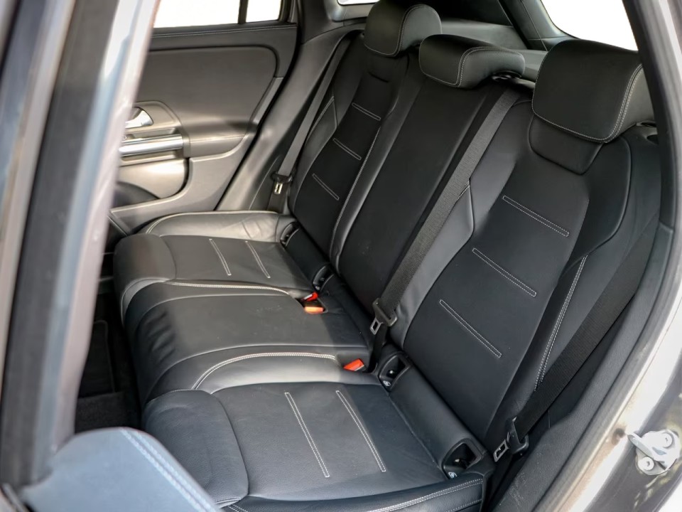 Mercedes-Benz GLA AMG 45s 4MATIC - foto 17