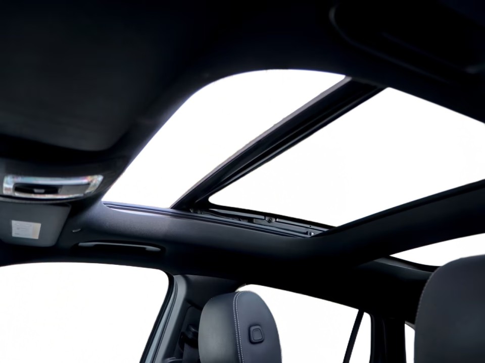 Mercedes-Benz GLA AMG 45s 4MATIC - foto 19