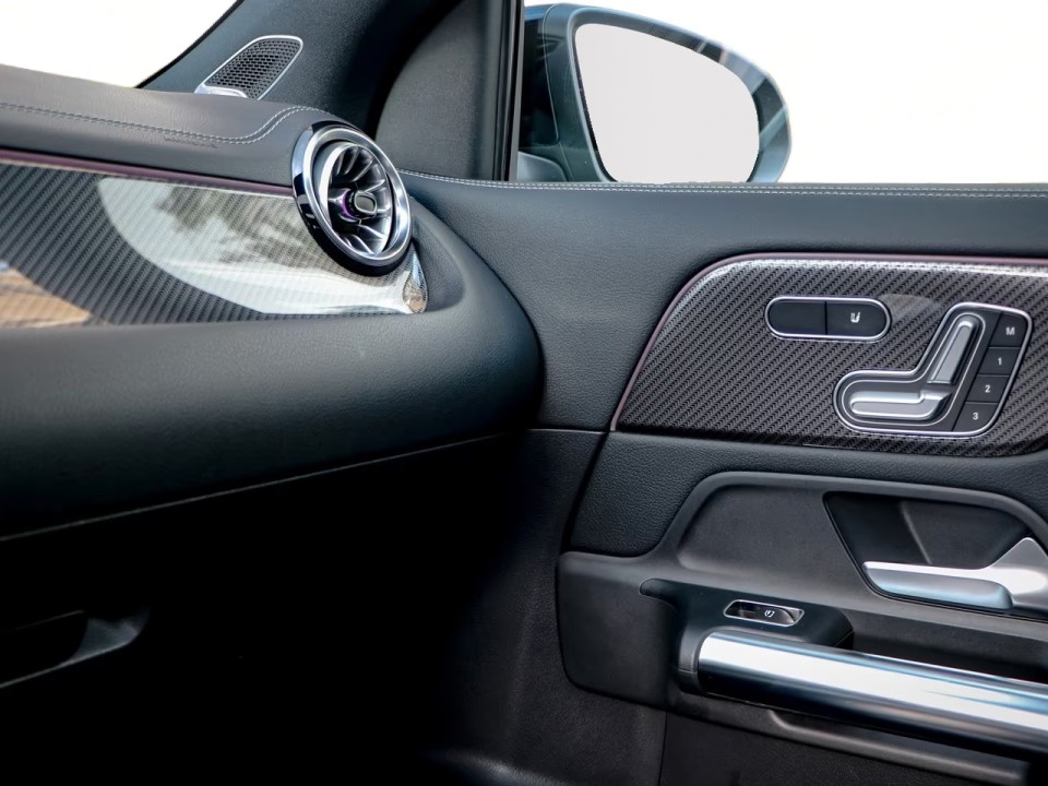 Mercedes-Benz GLA AMG 45s 4MATIC - foto 20