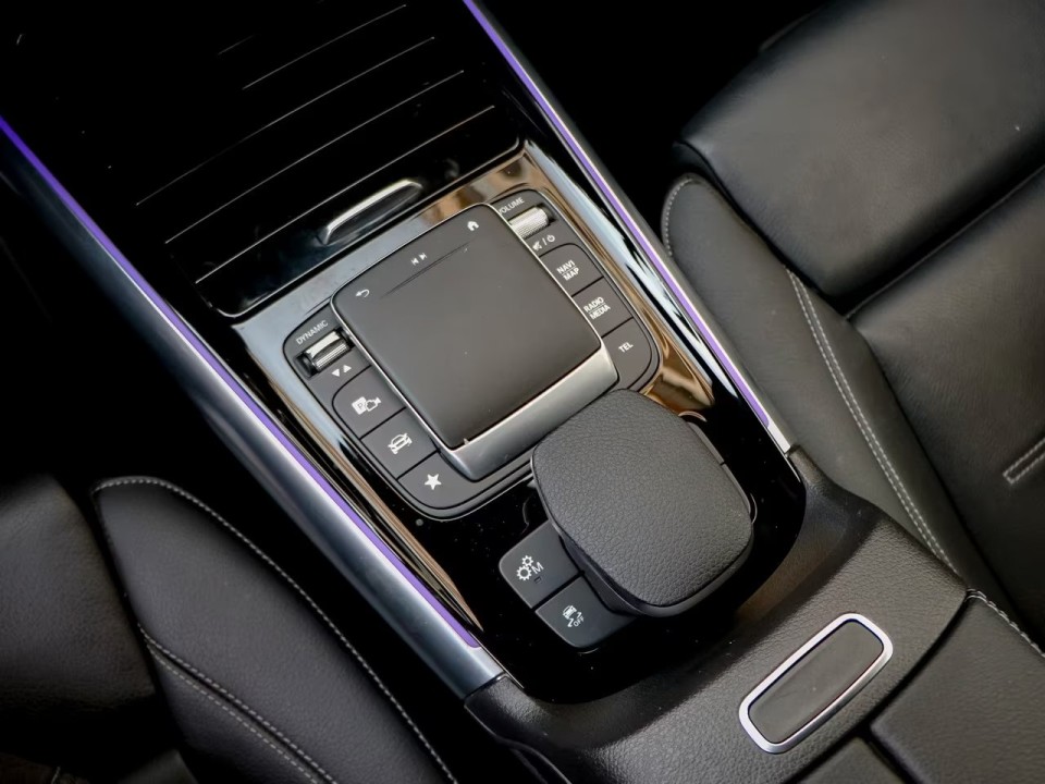 Mercedes-Benz GLA AMG 45s 4MATIC - foto 13