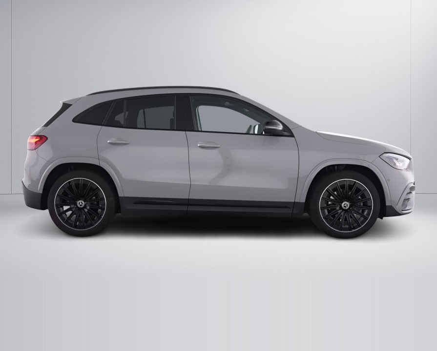 Mercedes-Benz GLA 200 AMG Line (5)