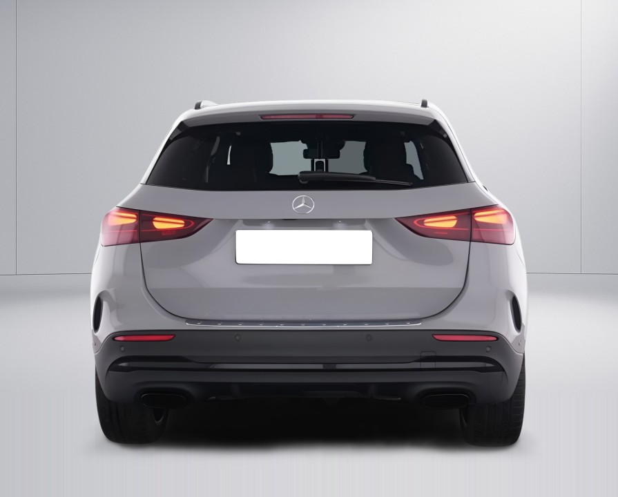 Mercedes-Benz GLA 200 AMG Line - foto 9