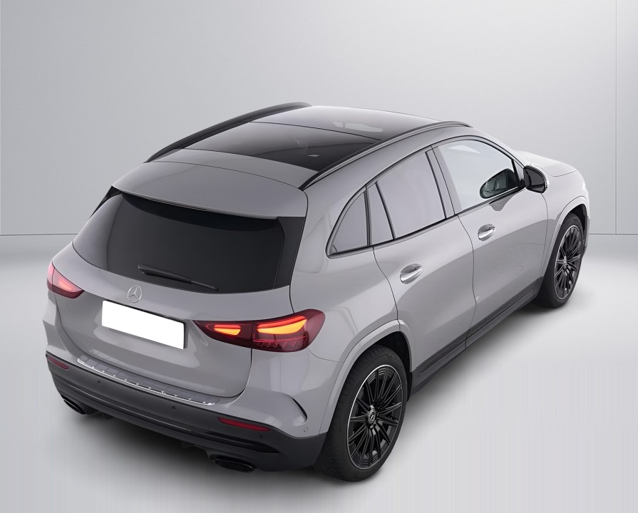 Mercedes-Benz GLA 200 AMG Line - foto 8