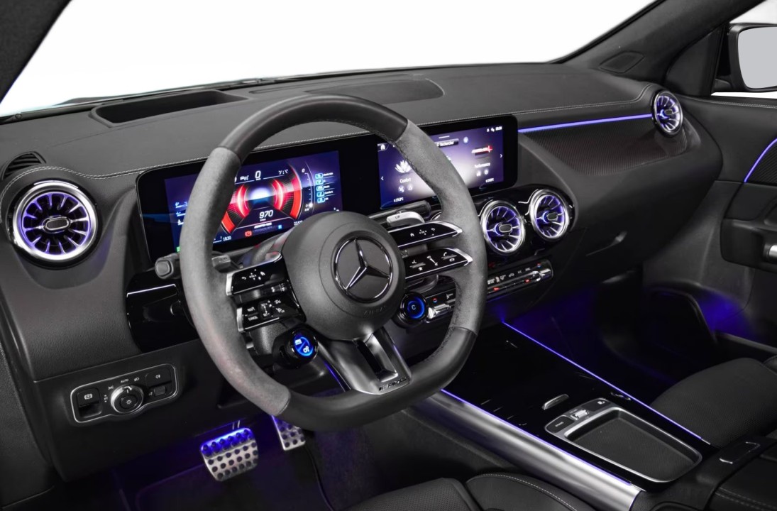 Mercedes-Benz GLA AMG 35 4MATIC - foto 9