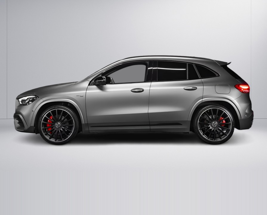 Mercedes-Benz GLA AMG 35 4MATIC (4)