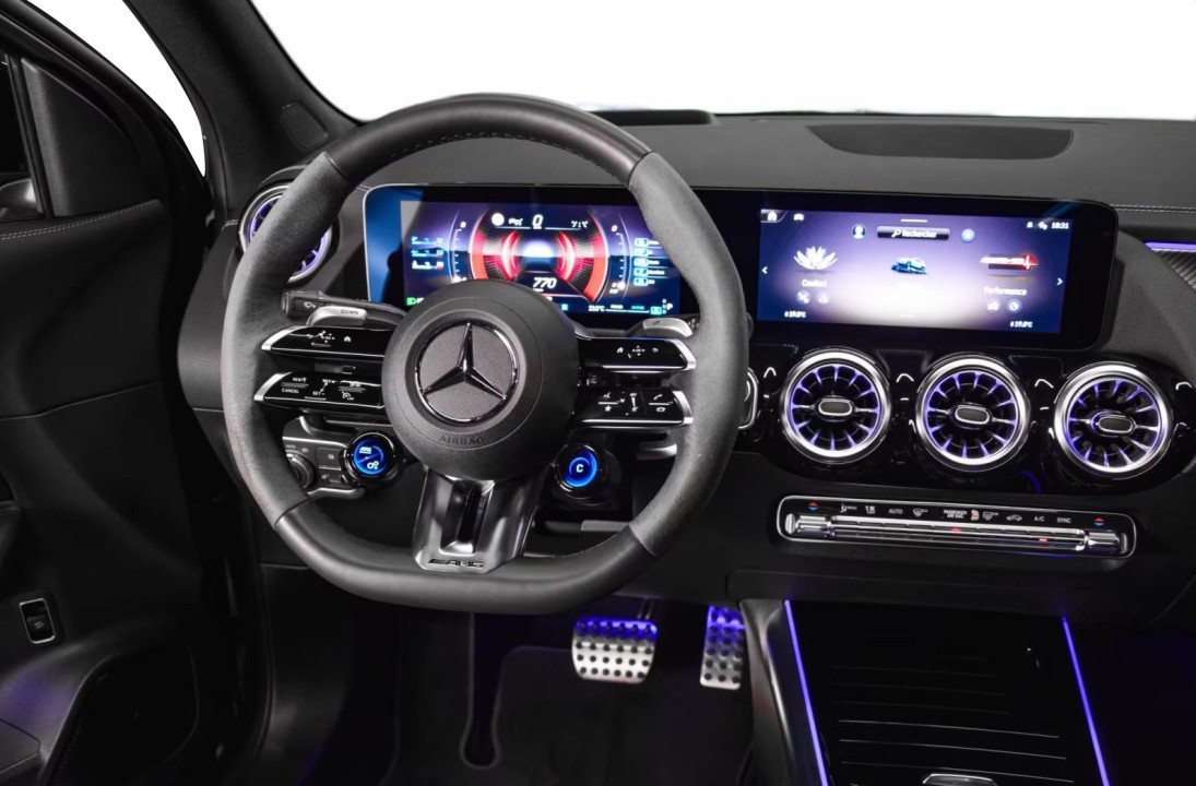 Mercedes-Benz GLA AMG 35 4MATIC - foto 7