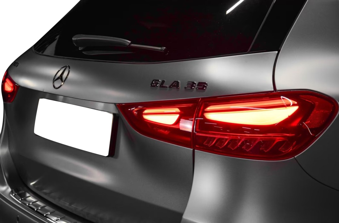 Mercedes-Benz GLA AMG 35 4MATIC - foto 27