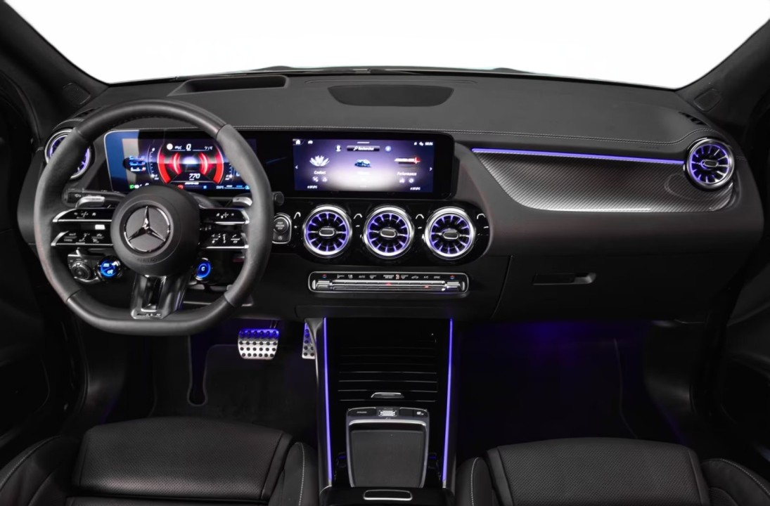 Mercedes-Benz GLA AMG 35 4MATIC - foto 8