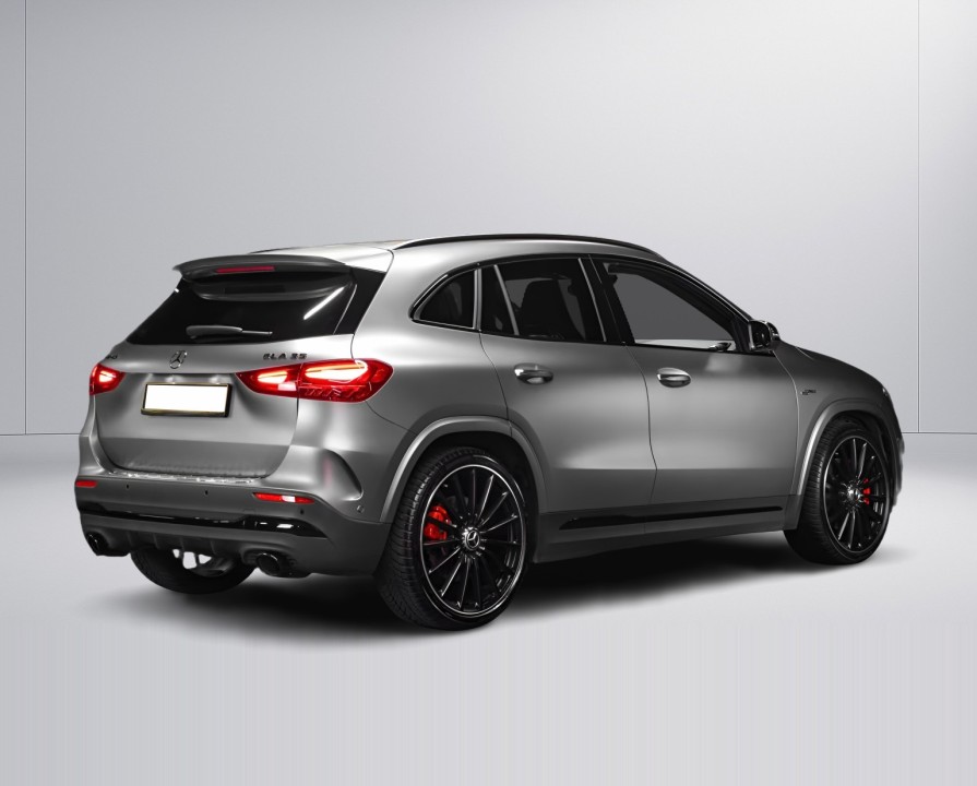 Mercedes-Benz GLA AMG 35 4MATIC (2)